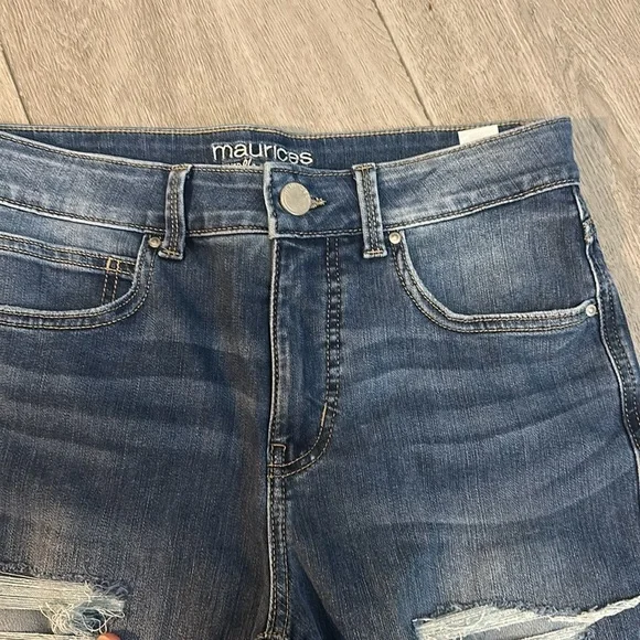 Maurice’s Blue Distressed Women's Jeans size 8 - Picture 2 of 7